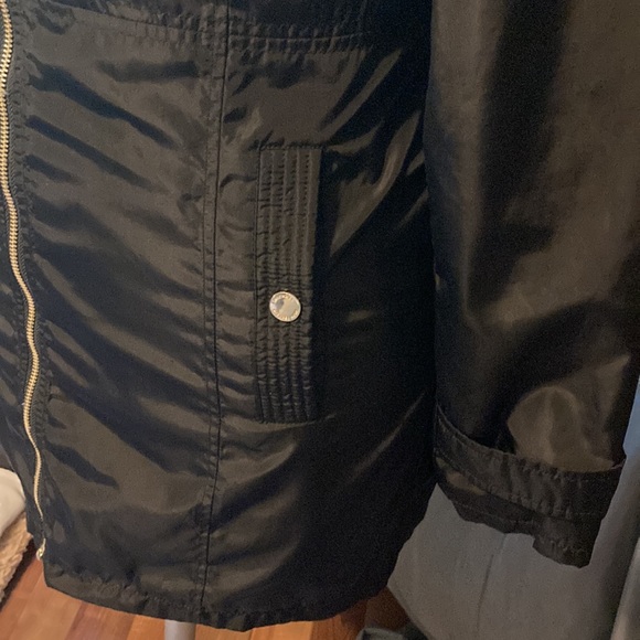 Genuine Michael Michael Kors lightweight jacket size S - Picture 4 of 16